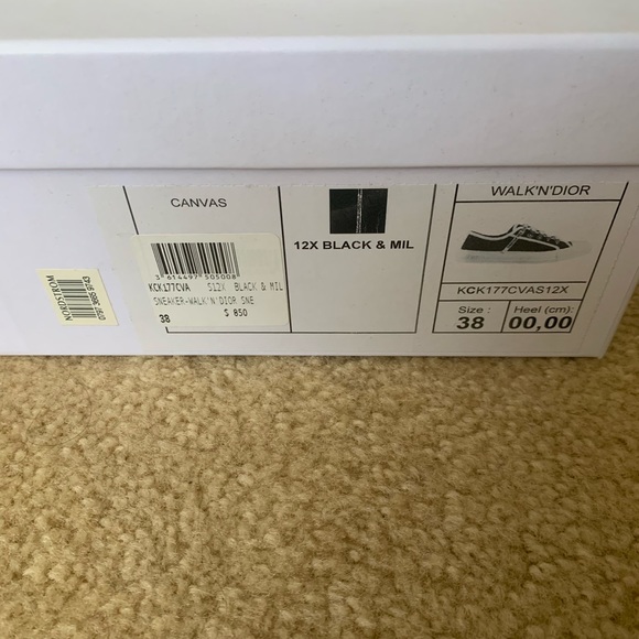 EXCELLENT CONDITION DIOR WALK N DIOR SNEAKERS - Picture 6 of 6